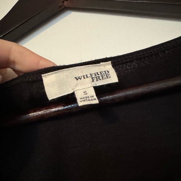 aritzia tshirt dress - Picture 2 of 3